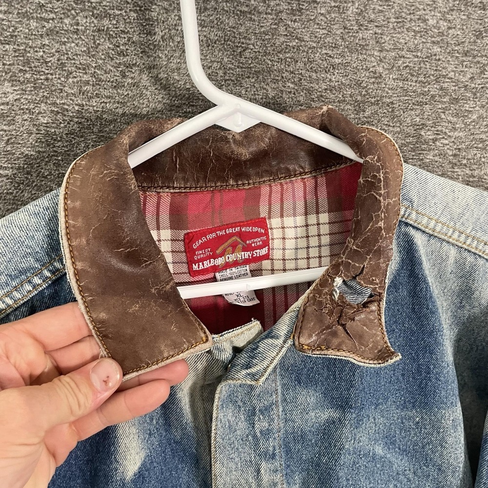 Vintage Marlboro Country Store Jacket Mens XL Blue Denim Bomber Plaid MCS 273 - Picture 5 of 11